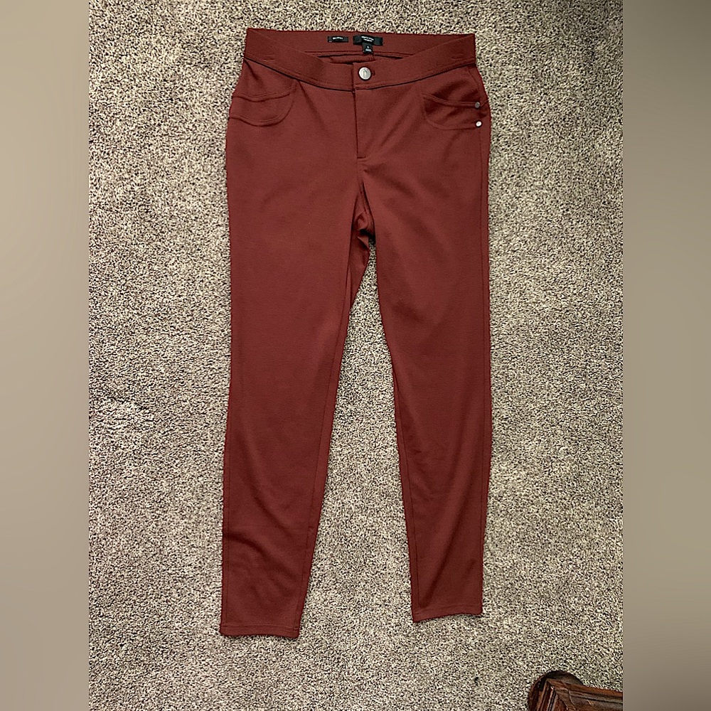 Simply Vera Wang Burgandy Dress Pants